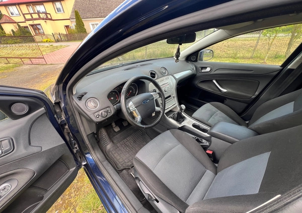 Ford Mondeo cena 17900 przebieg: 183000, rok produkcji 2010 z Węgorzyno małe 37